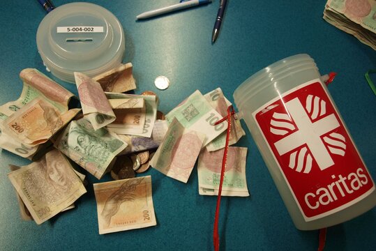 Tříkrálové kasičky brodské Charity ukrývaly téměř 1 milion korun, sbírka tím ale nekončí